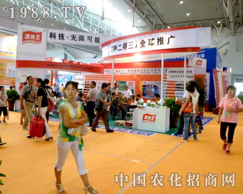 漯效王在2012新疆植保會上火熱招商中……